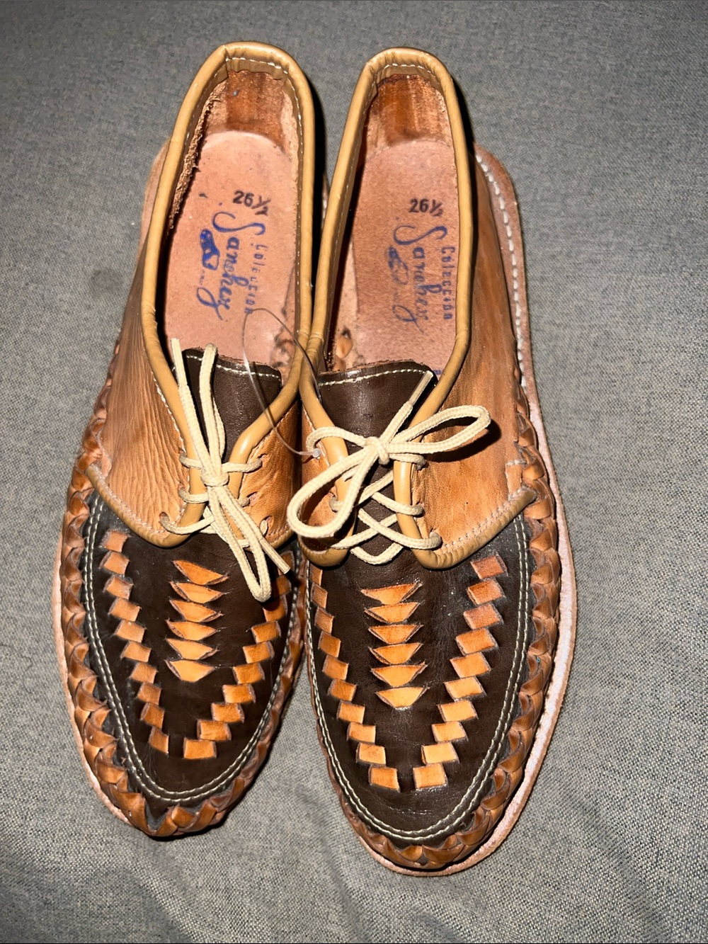 Colección Sanchez Mexican huaraches leather closed-toe.  Sz 26 1/2 (8.5/9 US).